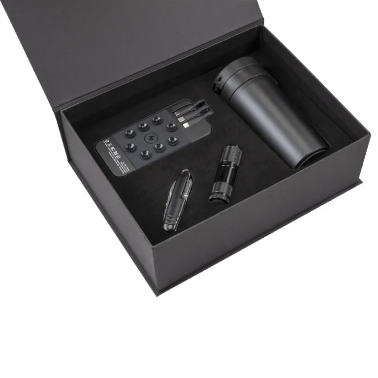 33020 Kurumsal Hediyelik Set: Powerbank, termos, çakı, fener