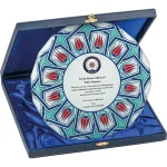 EKT-430 Kutulu Kristal Plaket kişiye özel iznik desenli kurumsal ödül