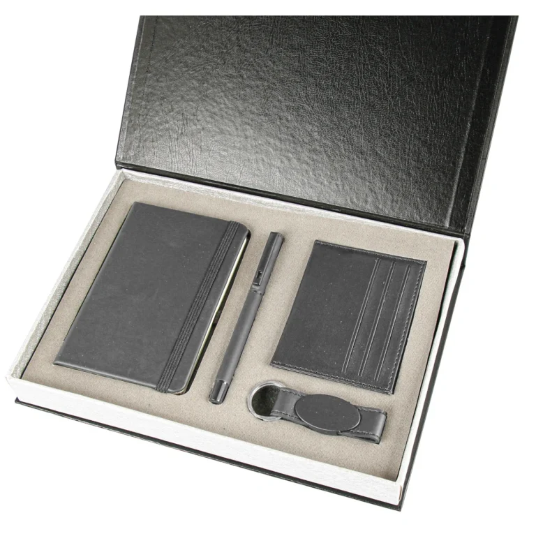 Kurumsal promosyon hediye set 13034: Defter, kalem, kartlık, anahtarlık