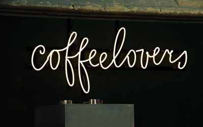 Coffeelovers özel tasarım neon tabela imalatı, kafe restoran işletmeleri B2B